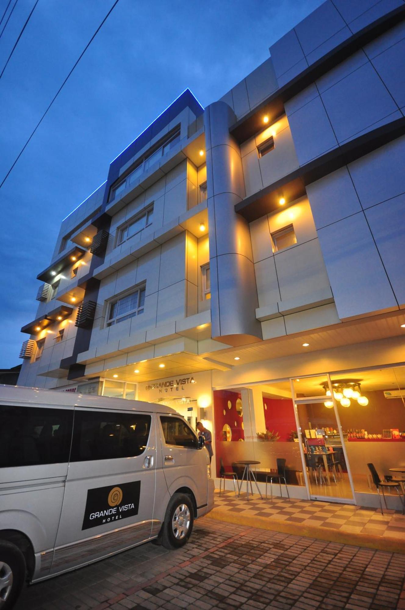 Grande Vista Hotel Puerto Princesa Exterior photo