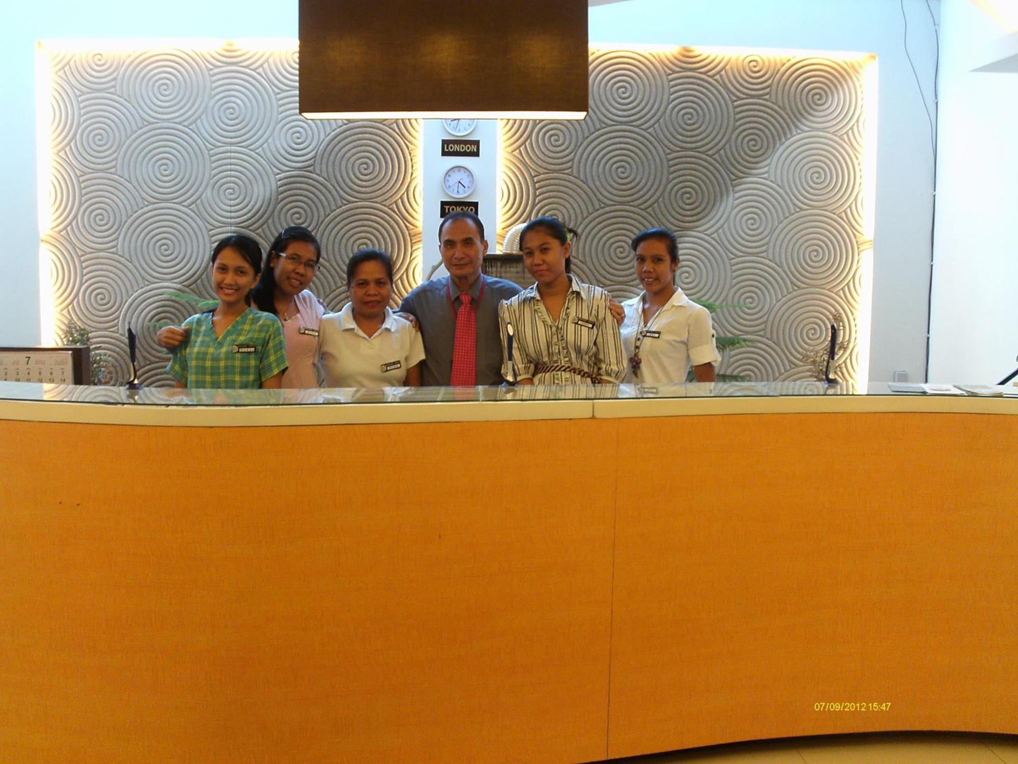 Grande Vista Hotel Puerto Princesa Exterior photo