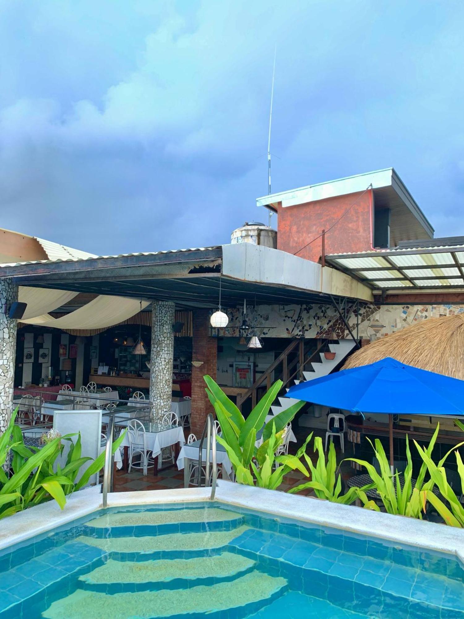 Grande Vista Hotel Puerto Princesa Exterior photo